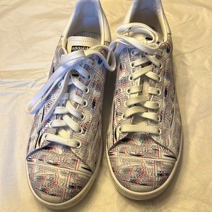 Men’s size 8 Stan Smith limited edition 3D Disney Adidas sneakers, no glasses